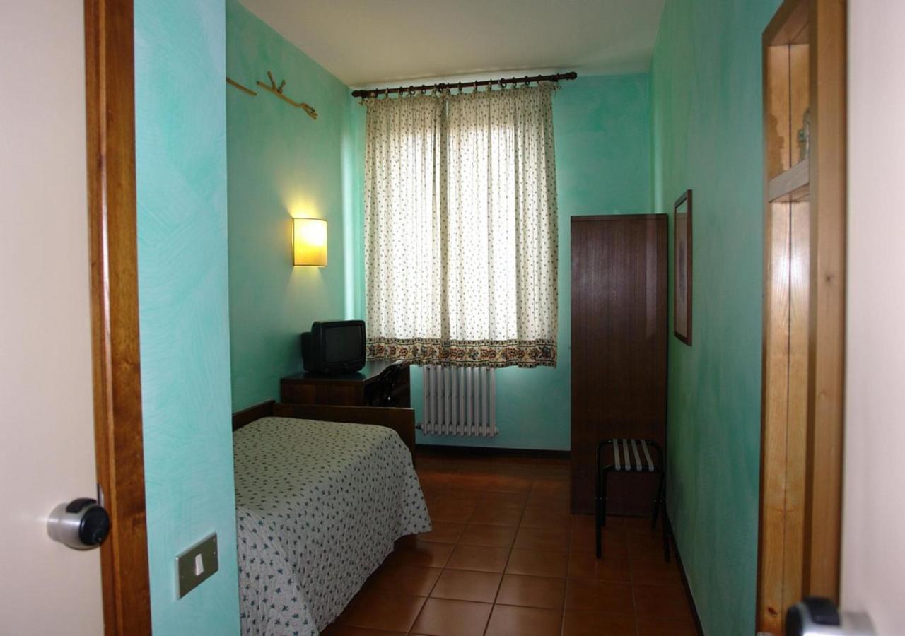 Hotel La Nuova Pergoletta Orvieto Eksteriør billede